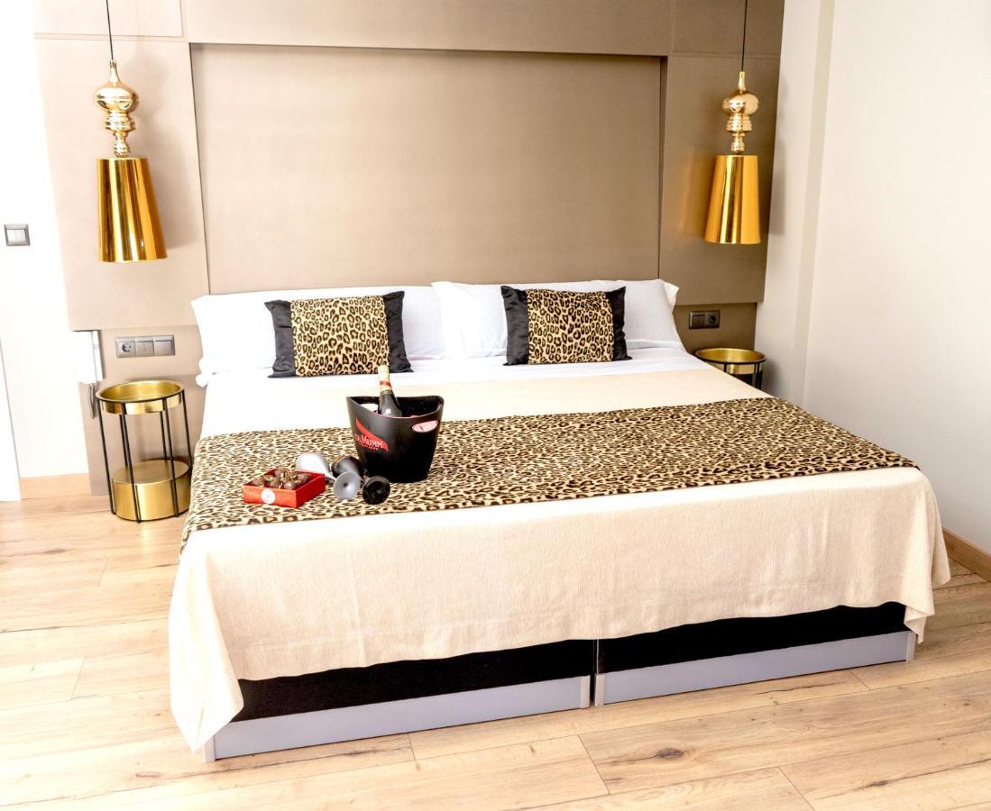 Daos Suites & Terrace מארבלה מראה חיצוני תמונה