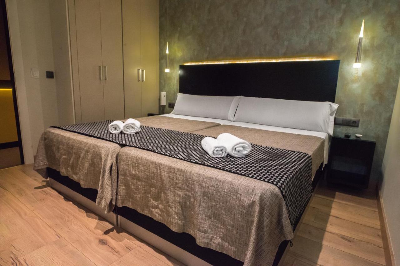Daos Suites & Terrace מארבלה מראה חיצוני תמונה