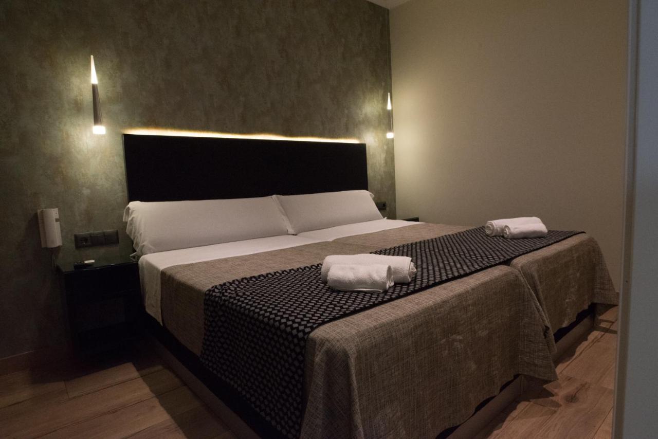 Daos Suites & Terrace מארבלה מראה חיצוני תמונה