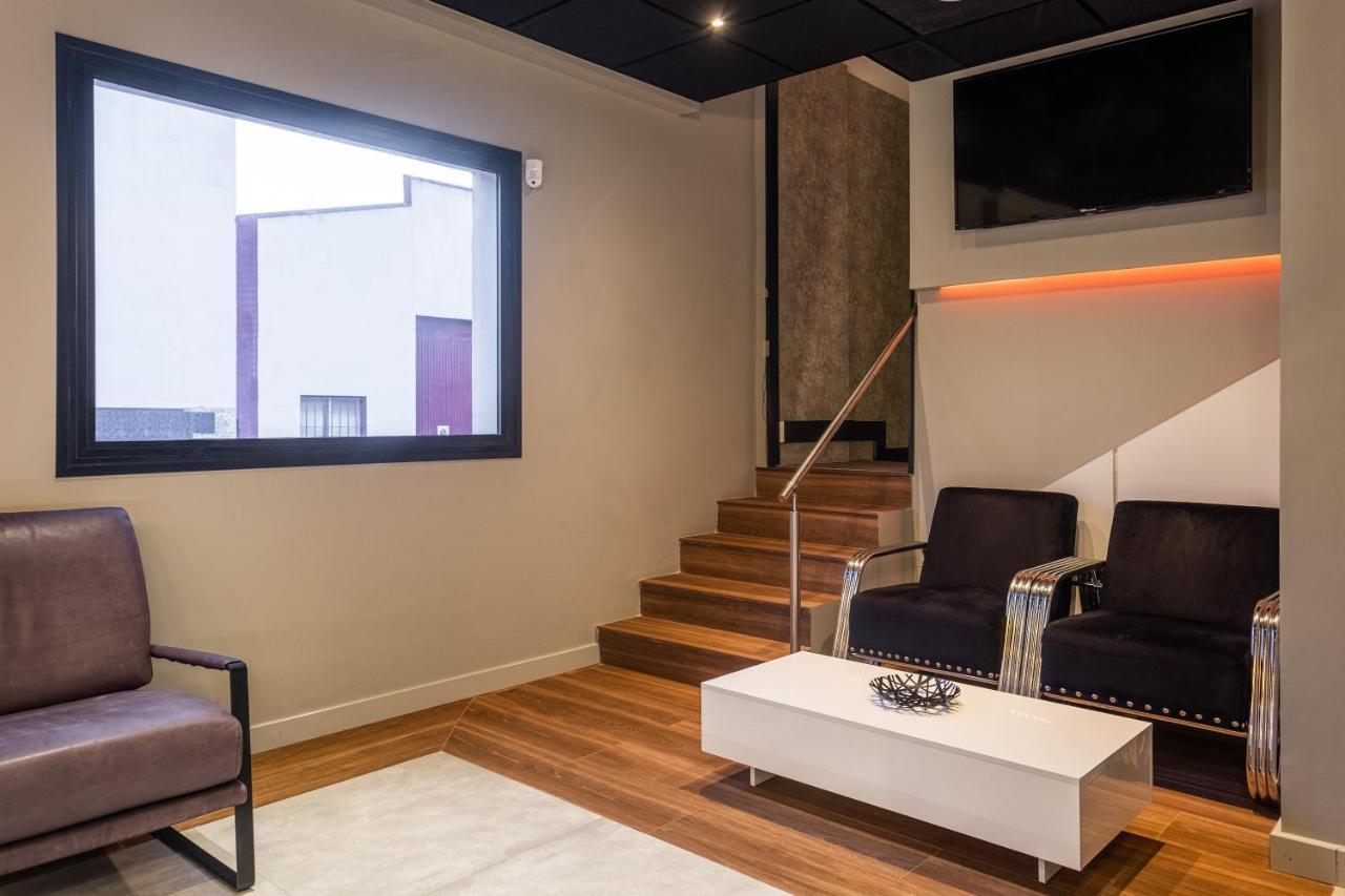 Daos Suites & Terrace מארבלה מראה חיצוני תמונה