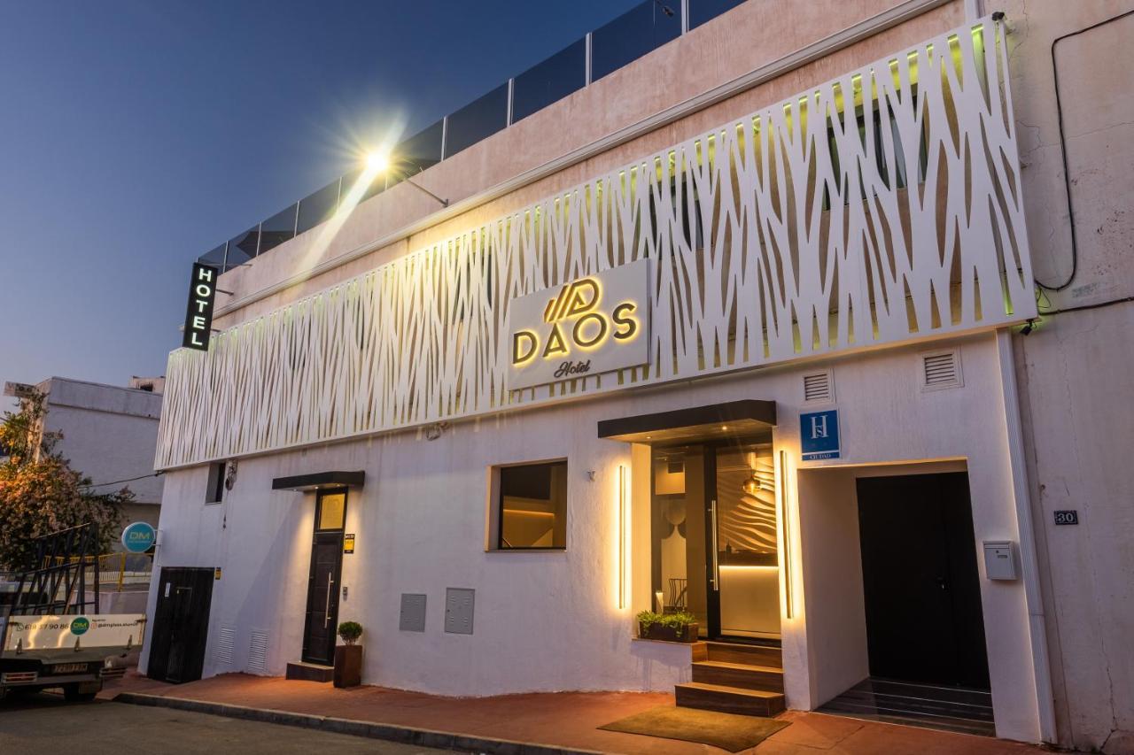 Daos Suites & Terrace מארבלה מראה חיצוני תמונה