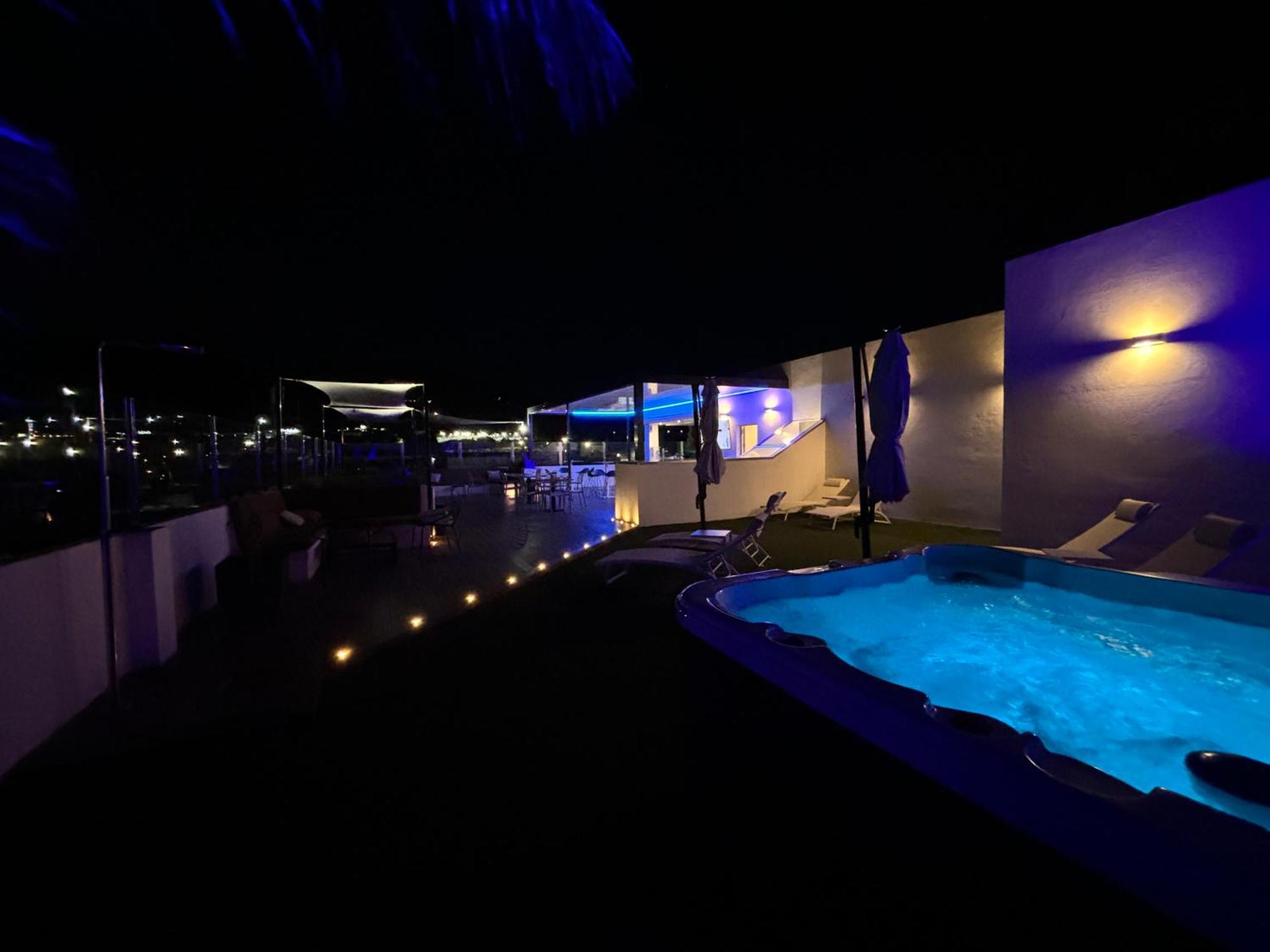 Daos Suites & Terrace מארבלה מראה חיצוני תמונה